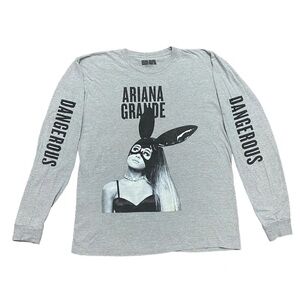 Z Ariana Grande Dangerous Woman Tour Unisex Medium Tour Shirt Long Sleeve